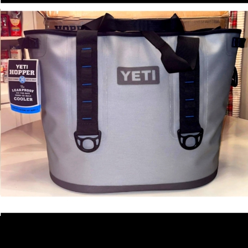 Yeti NEW, BRAND NEW, unused